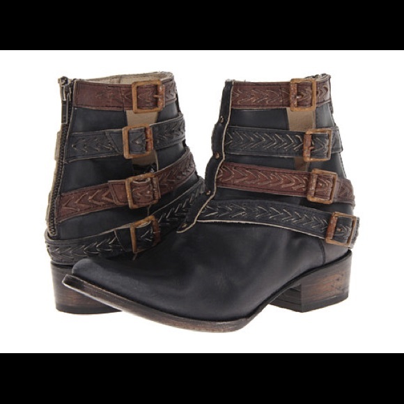 Freebird by Steven Shoes - Freebird By Steve Madden “Roper” (Size:7)